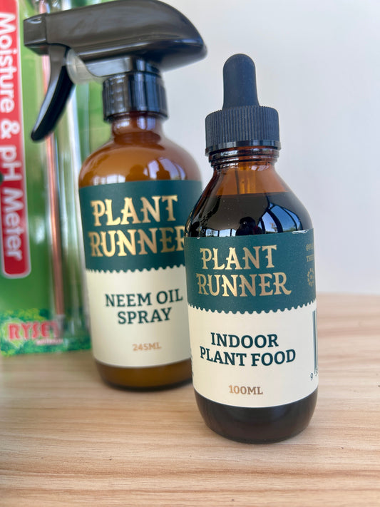Plant Nourishment Gift Box Plant Runner Neem Oil and Fertiliser